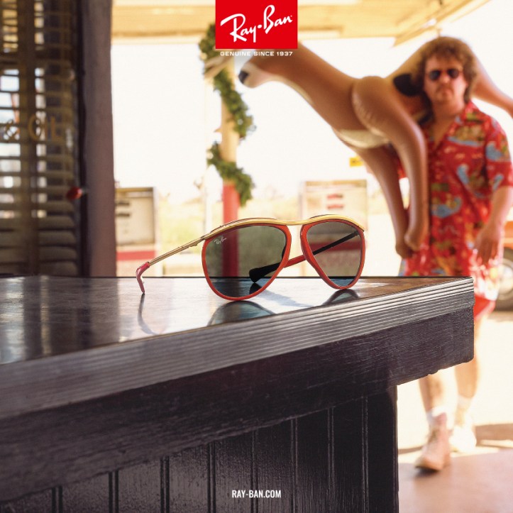 RB2219_ST__30x30.indd