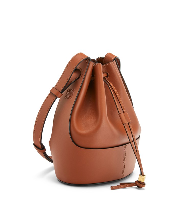 326.75AC31_2530_2F_Hi