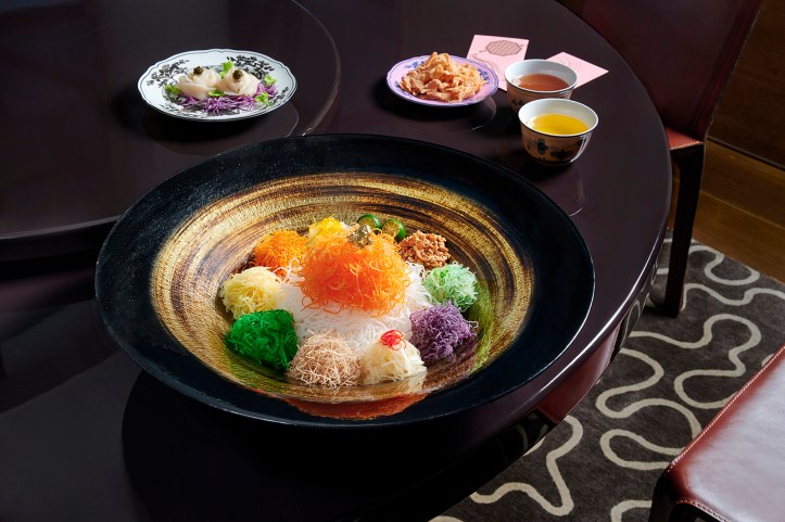 Hokkaido King Scallop, Black Caviar Yu Sheng_1mb