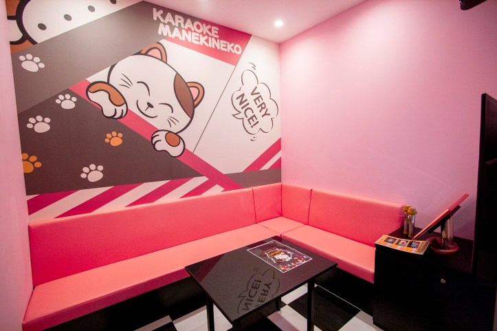 Manekineko Room 2 (1)