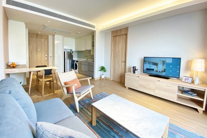 Oakwood Suites Bangkok_One-Bedroom Executive Apartment Living Room