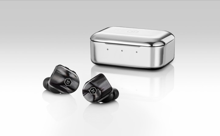 MW07PLUSBP_PackFront copy