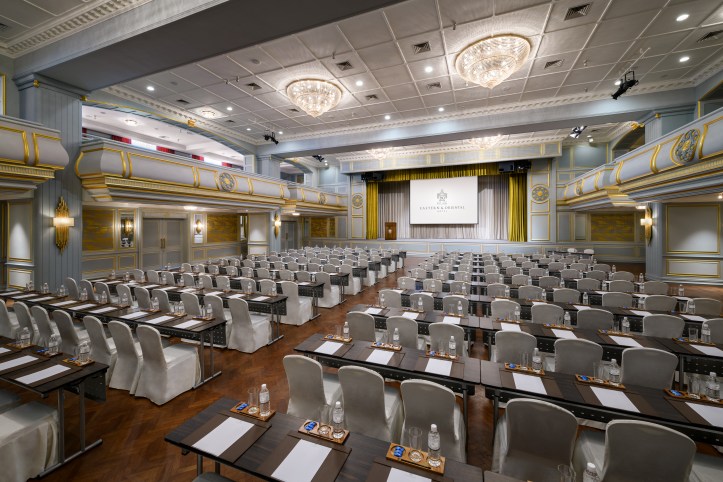 Grand Ballroom (Classroom Setup)