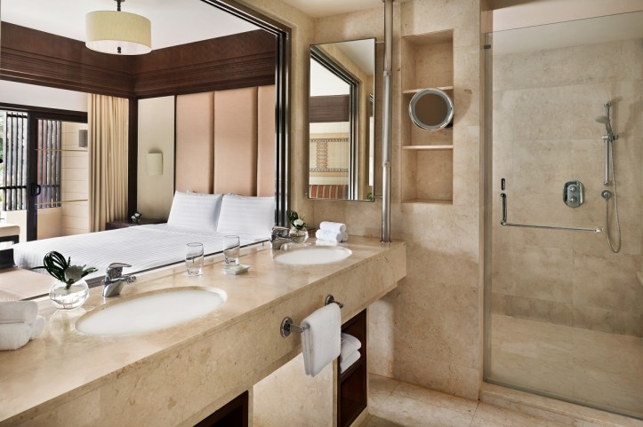 Rasa Junior Suite King - Bathroom