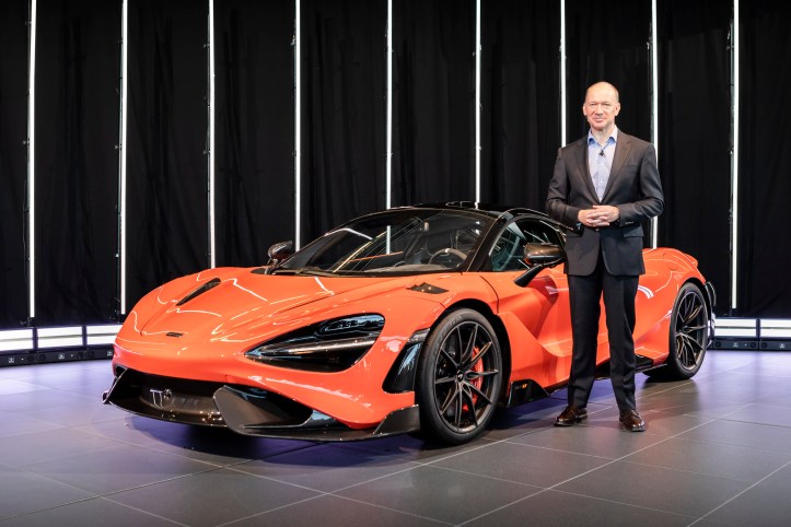 1_Mike_Flewitt_CEO_McLaren_Automotive