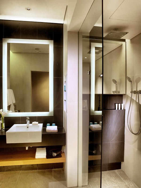 One Farrer Hotel- Mint Room, Bathroom
