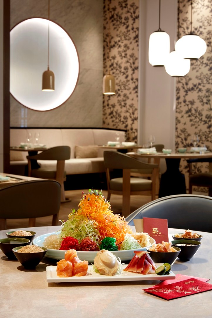 Longevity Yu Sheng with Abalone, Arctic Surf Clam &amp; Salmon