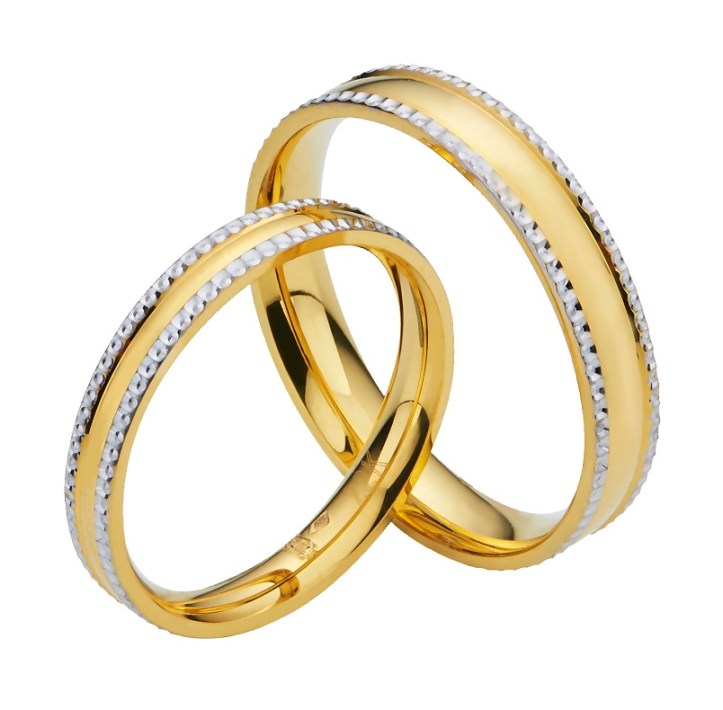 Poh Heng Wedding Band - White gold-platted diamond cutting border on 22K yellow gold band