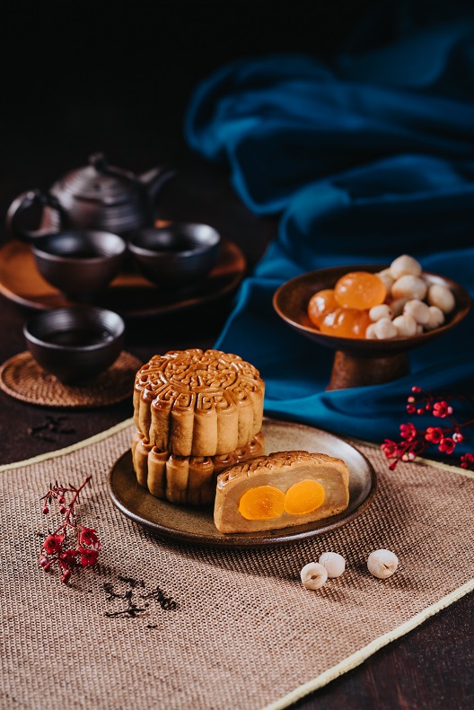 005_DoubleYolk Baked Mooncake