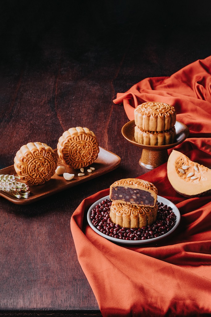 007_Azuki Red Bean Paste and Pine Nuts