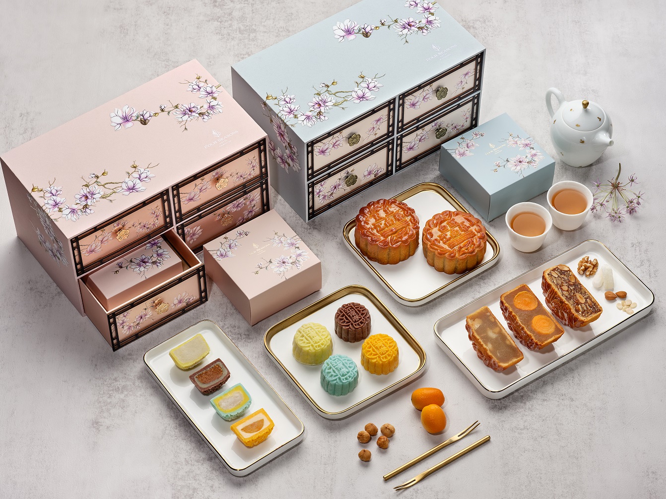Four Seasons Hotel Singapore - Mooncake Collection