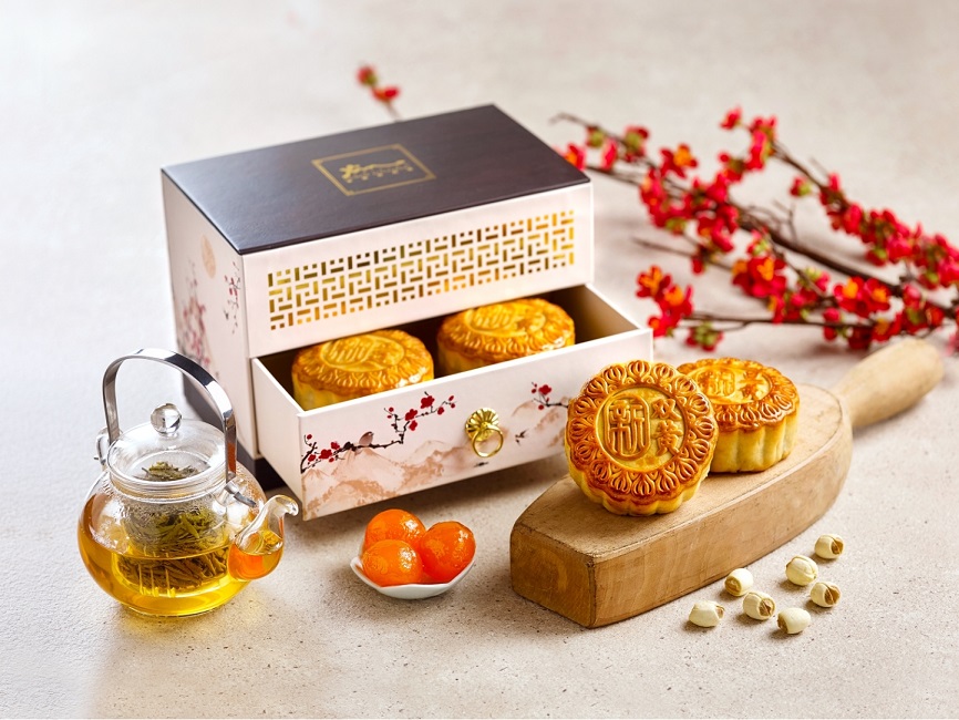 Holiday Inn Singapore Atrium - Assorted Traditional Baked Mooncake with Box 2021