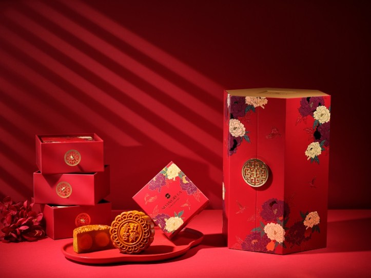 Classic Baked Mooncake- Nostalgic Red Box