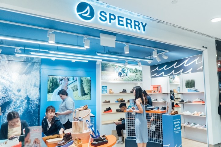 SperryBugisOpening170323-234