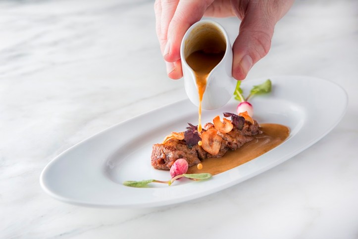 Pathar Beef Kebab, Garlic Chips, Bone Marrow Nihari